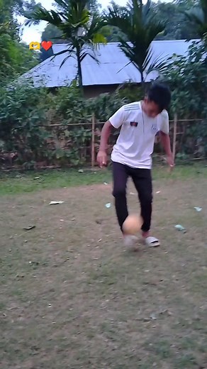 4.1K views · 366 reactions | #alreelschallenge #alreelsシ #reelsvideo #skill #football @highlight | Jisan Chicham | Facebook