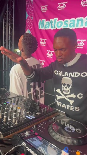 Experience Uplifting House Music with Good Vibes