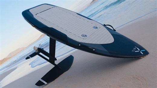 Compact XFoil Board Claims It Can Reach Speeds Comparable to 500 HP Boats
