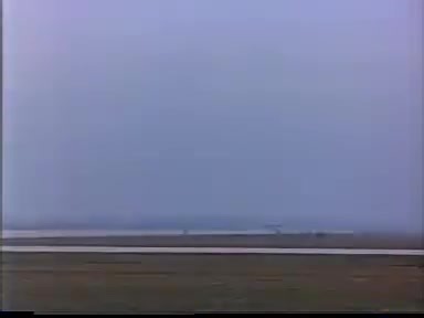 Die Baade 152 V1 war eine Eigenentwicklung vom VEB Flugzeugwerke Dresden, basierend auf den OKB-1 150, einem Bomber, der in der Sowjetunion mit Unterstützung gefangener deutscher Wissenschaftler entwickelt wurde. Am 4. Dezember 1958 fand der Erstflug des ersten Prototyps V1/I (DM-ZYA) statt. Die 152, ein Düsenflugzeug, war das erste Flugzeug überhaupt, das seit Junkers, dem ersten Düsenflugzeug Messerschmitt Me 262 und Co in Deutschland nach dem zweiten Weltkrieg entwickelt und gebaut wurde. Man