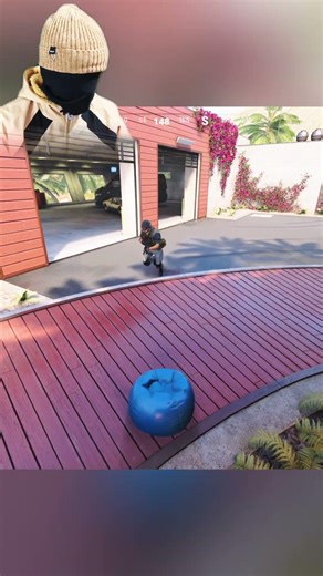 HUNTER😈 Vs BLUE PILLOW🥶 || PROP HUNT SHORTS