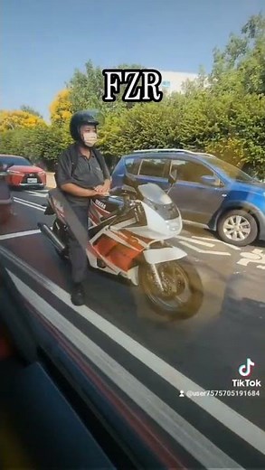 六七年級的青春回憶FZR 150