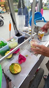 130K views · 1.5K reactions | Es campur pak Muhandi 5000 udah campur alpukat sama buah naga. | Den kepo | Facebook