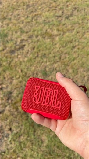 jbl go 5 speaker toss in air ✈️