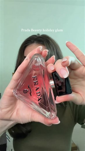 eliza on Instagram: "AD Prada Beauty holiday glam❄️ @pradabeauty Paradoxe Intense Eau De Parfum Prada Dimensiones Eyeshadow Pallet Prada Eyeliner 01 Nero Pradascope Lash Extending Volume Mascara - 01 Nero Prada Monochrome Hyper Matte Lipstick R28 - Fuoco #PradaBeauty #makeup #fragrance #PradaParadoxe @lookfantastic"