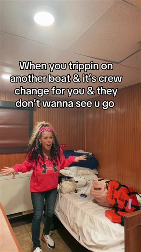 Life on the Illinois River: Towboat Crew Changes