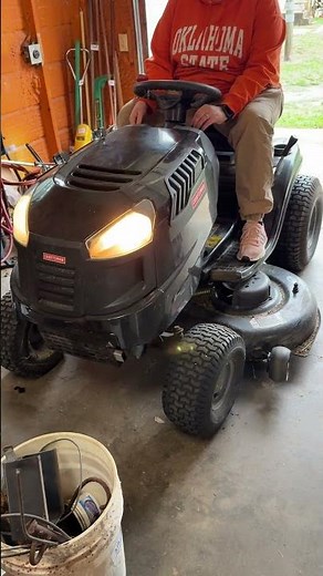 Craftsman LT 2500 Riding Lawn Mower