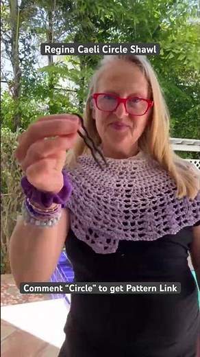 Easiest Prettiest Crochet Shawl Pattern: The Regina Caeli Circle Shawl #crochetshawl #crochet