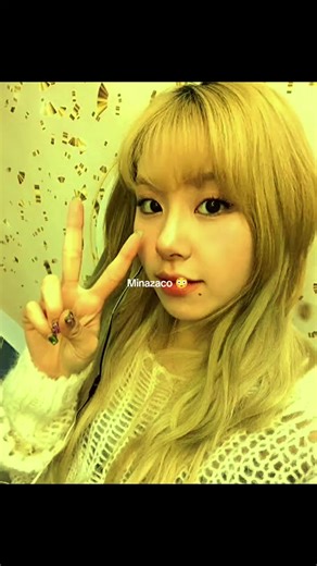 Video di GalletasConChocolate✿ (@galletas1091) con Hello Kitty - Avril Lavigne