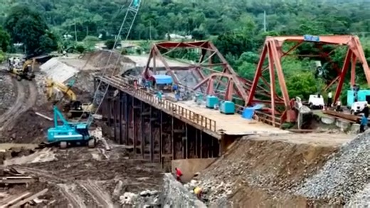 TINGNAN: Nasa 84% na ang progreso ng isinasagawang konstruksyon ng Piggatan Detour Bridge sa Alcala, Cagayan matapos bumagsak ang mismong Piggatan Bridge noong Oktubre, ayon sa DPWH. (Courtesy: DPWH) | ABS-CBN News