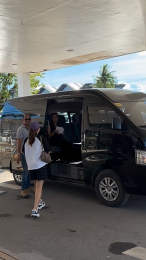 3.2K views · 1.3K reactions | What amazing energy when we’re all together, dancing and singing to the same music on the dance floor. #djjenniferlee #iampioneerdj | DJ Jennifer Lee | Facebook