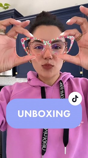 Discover the Ultimate 4-in-1 Glasses Invention!