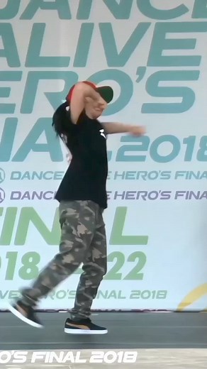 this battle is very hilarious and funny at the same time #JJ #dancebattle #locking #krump | Jay takagi