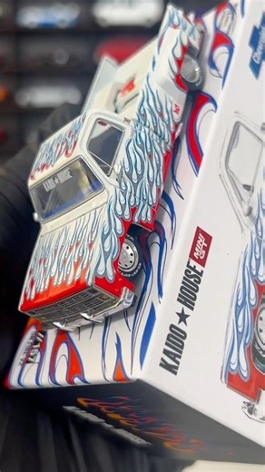 KAIDO★HOUSE Chevrolet Silverado Dually On Fire V2 | Mini GT