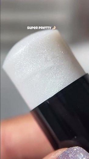 How stunning is this Chanel Baume Essentiel multi-use glow stick 🫠 Absolutely in love with it!!!