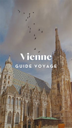 ✨ Vienne en hiver: entre héritage impérial et douceur de vivre… Palais majestueux, cafés emblématiques et traditions musicales : la capitale autrichienne cultive un art de vivre unique. De Schönbrunn aux élégants Kaffeehäuser, la ville invite à ralentir et à savourer chaque instant 🎼 Enregistrez ce guide pour imaginer votre prochaine escapade viennoise. #Vienne #Vienna #CityBreak #VoyageAutriche #InspirationVoyage #VeryChic #Culture #ArtDeVivre #EscapadeUrbaine | VeryChic