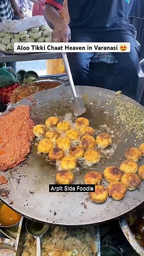 Aloo Tikki 😍 #explore #explorepage #trending #viral #arpitsidefoodie #facebook #facebookwatch #aloo #tikki | Arpit Side Foodie