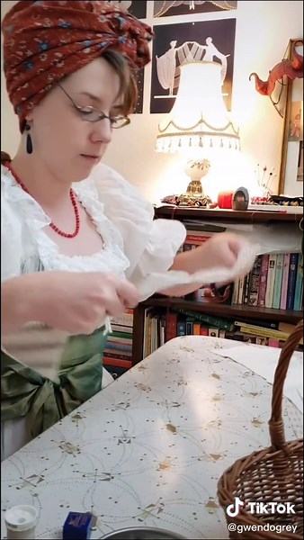 handsewing can be so meditative 🧵 #historicalsewing #historybounding #regency #janeausten #cottagecore #sewing #handsewing #costume #dressmaking