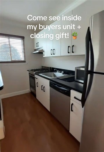 Turn-Key Condo in North Babylon: A Perfect Find!