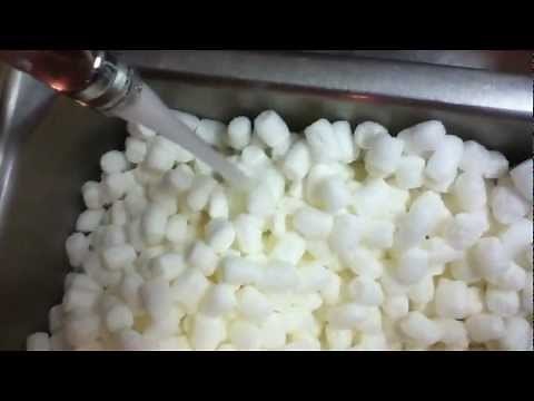 Dissolving biodegradable packing peanuts in a sink