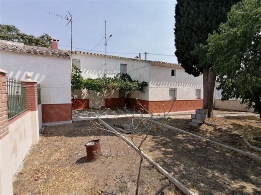 Check out this property for sale on A Place in the Sun!