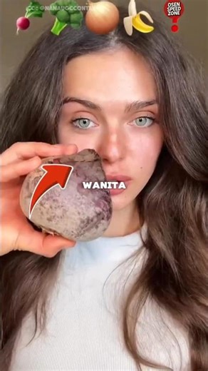 This Woman Uses Natural Ingredients for Makeup 🫣