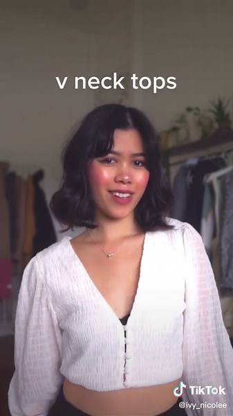 Tops that are flattering for small chested women ✨ Would you guys agree? #ibtc #ibtcfashion #ibtcgang #ibtcpresident #ibtc4life