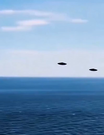 3.5K views · 10K reactions |  #extraterrestres #aliens #ufo #espaçonave #vidaextraterrestre #contatocomalienígenas #contatoextraterrestre #discovoador #brasil #riodejaneiro #riograndedosul #tbt #cut #ufosighting #UFOs #sobrenatural | DNA Extraterrestre UFO | Facebook