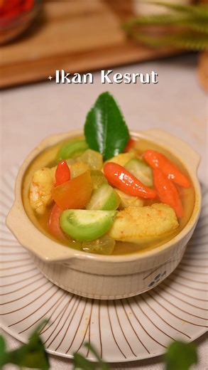 W I N A | Sharing Easy Recipes | Fix Bakal Ketagihan!! Kenapa baru tau sekarang ya 😭🫶🏻 Masak ikan biar lebih seger enaknya dibikin kuah Kesrut kaya gini deh, kalau... | Instagram