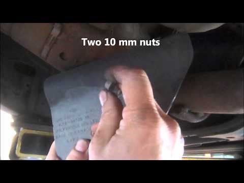 Fuel filter replacement Ford Explorer 2005 4.6L V8