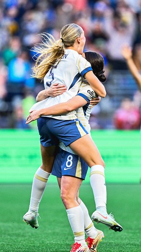 Seattle Reign FC on Instagram: "WHAT A NIGHT to score your first career goal!! 😈"