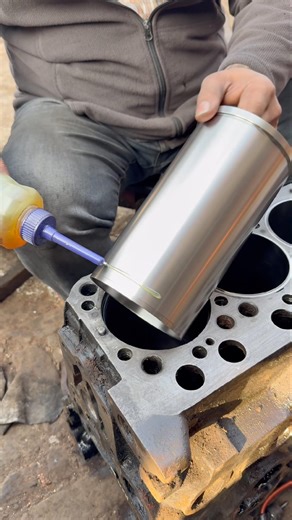 Engine Block sleeve liner install #works #youtubeshorts #mechanic #liner #skills #foryou