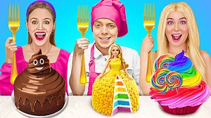 Me vs barbie cooking challenge! | so yummy rainbow cake decorating ideas by 123 go! Food | 123 GO FOOD