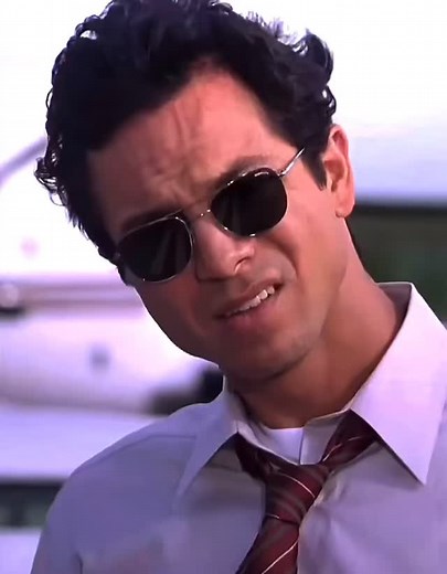 Sandra Bullock in Miss Congeniality (2000) #sandrabullock #misscongeniality #benjaminbratt #2000s #style #dress #aesthetic #movies #fyp #reels #instareels | Film File