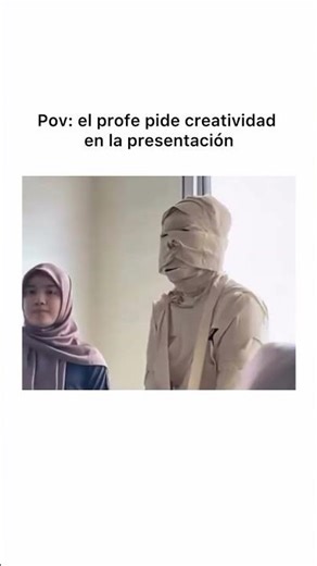 When students take creative presentation too literally 💀 #shorts #comedy #classroom #relatable