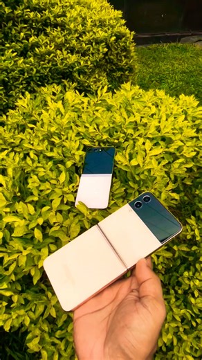 Samsung Galaxy Flip 4 Vs Flip 5 🔥🥵 #samsung