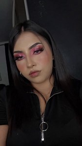 180K views · 8.4K reactions | Tutorial en mi perfil勺 Tratando de que me sigas勺 #maquillaje #maquillajeprofesional #maquillajefacil #rosita | Denisse Covarrubias | Facebook