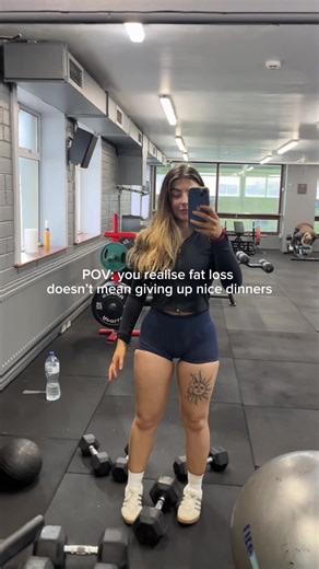 How I do my shopping to decide on dinner for the week: choose meat first (I usually go for chicken breasts, prawns, mince), then I get “just in case my dogs break into my fridge” freezer food which is usually fish fingers (to have with beans and mash) or chicken gyozas (ramen/stir fries) to make quick dinners on longer days in work. I then stock up on pasta/rice/noodles if needed. chopped tomatoes as a sauce for my pasta dishes and then of course my veg! Vegetables are a necessity for me to bulk