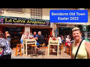 Benidorm - Easter week begins - Old town is packed !