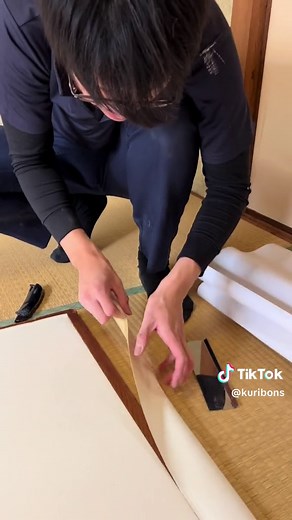 ふすまの張り替え！ #ふすま #張り替え #diy #大工 #大工見習い #リフォーム #fyp #やり方