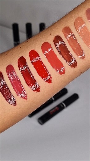 One swipe, endless attraction! 🔥 Intensely pigmented, high-shine liquid lipstick that turns heads and lasts up to 6 hours 💄 Full coverage, irresistible effect—ready to steal the spotlight? 🌟 لمسة واحدة… وجاذبية لا تُقاوم! 🔥 ليب ستيك سائل لونه قوي ولمعانه طويل يدوم لحد ٦ ساعات 💄 تغطية كاملة وتأثير ما يتنسيش—جاهزة تلفتي الأنظار؟ 🌟 🔎38863, 38864, 38865, 38866, 38868, 38869, 38870. | Oriflame