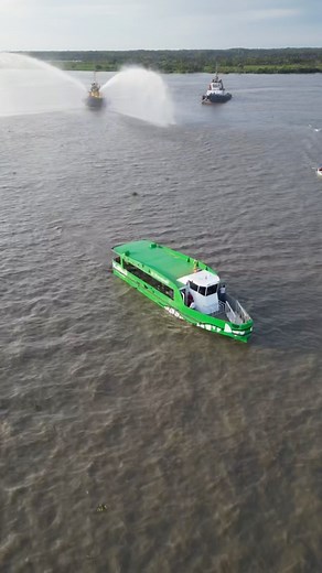 92K views · 9.3K reactions | El primer RioBus de Barranquilla  • • • • #barranquilla #viral #travel #rio #colombia #turismo | Luisito El Viajero | Facebook