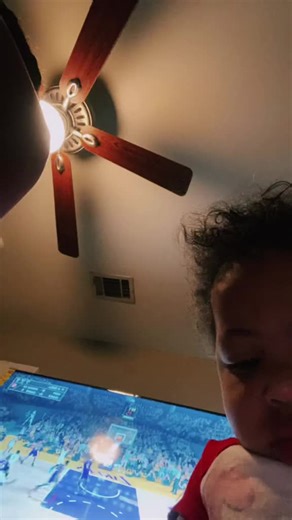 ZuroTheRapper (@zurotherapper)’s videos with It's A Vibe - 2 Chainz