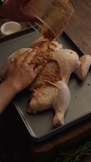 Extra-Garlicky Mojo Roasted Chicken #chicken #pollo #latino #recipes #recipe #food