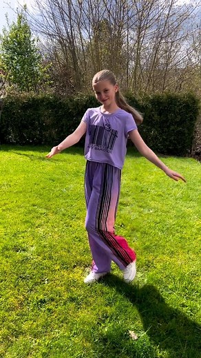 Saturday happiness in lilac! 💜🌈☀ Our all rainbow colors Barcode outfits are here to bring color to your spring! 🌸🩰 Gorgeous Ambassador VIP @amirahuseby_ballerina wears the lilac set of crop top wide-leg pants! 💜 Get these and also the Barcode hoodies, long-sleeve crop tops and leggings in all the rainbow colors ❤️🧡💛💚🩵💙💜🩷 EXCLUSIVELY at www.balletpapier.com 🛍️ 🥰 . . #balletpapier #balletpapierstyle #ballet #ballerina #dancer #aspiringballerina #dancewear #ballettshirt #ballettop #ba