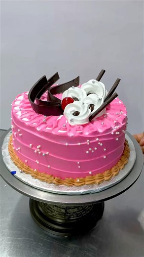 Beautiful Pink Cream Cake Design | Simple Bakery Style Cake