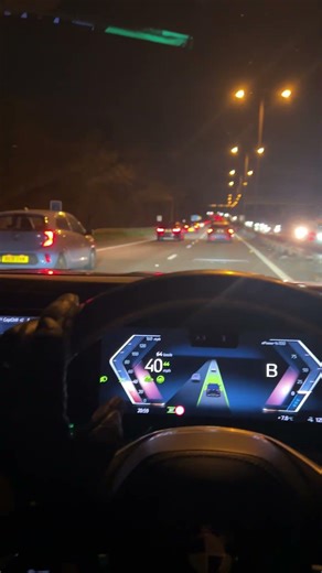 London traffic M4 towards Heathrow ￼