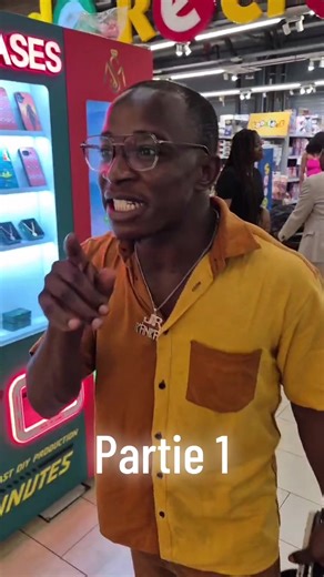 #tiktokcameroon🇨🇲tiktokafrica #yaoundecameroun🇨🇲🇨🇲 #printcase #coquetelephone #accessories