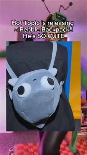 I WANT ONE CRIES IN UK #pebble #dandysworld #cosplay #vee #cosplay #merch #roblox #robloxmemes #cute