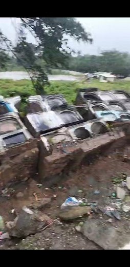 2.6K views · 20 reactions | kinsa to mga tagtungod ani mga patay nanga load ang mga pantiyun Catholic Cemetery Balamban | Irene Lucero Tejana | Facebook